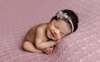 How do you price a Newborn Photo Shoot? The basic and simple method if you don’t know where to start.