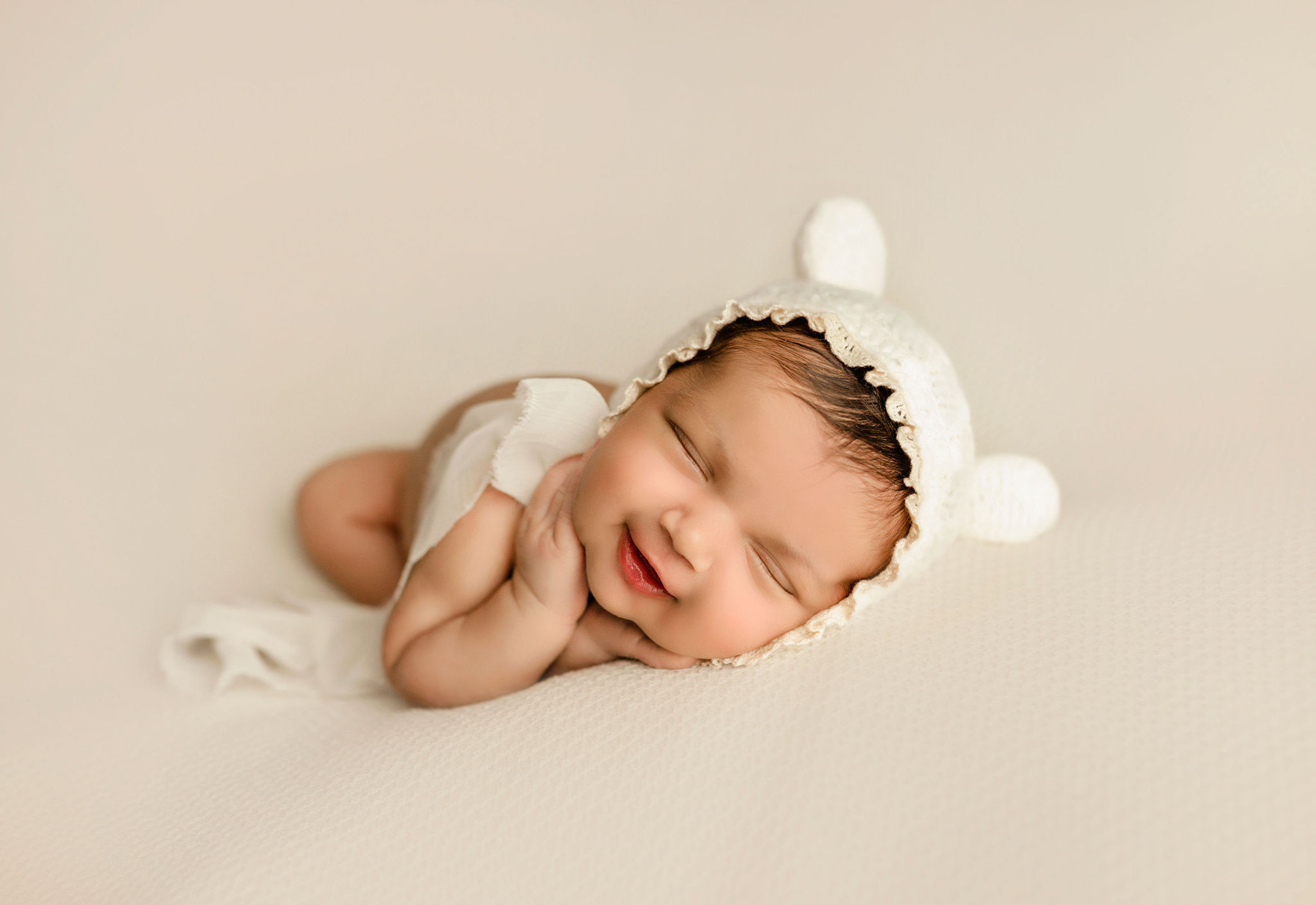 Serap Seker Newborn Photographer & Instructor