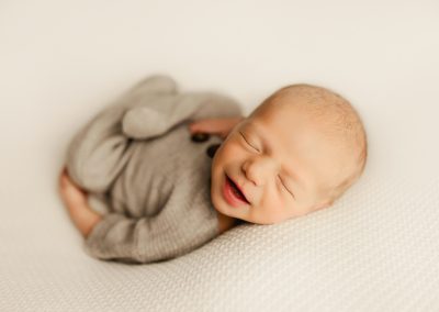 Serap Seker Newborn Photographer